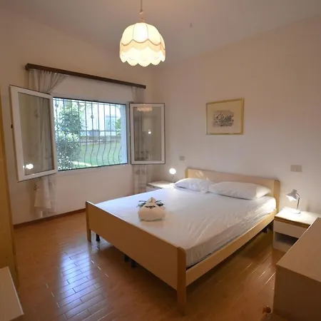 A Lignano Con 2 E Giardino 別荘 リニャーノ・サッビアドーロ