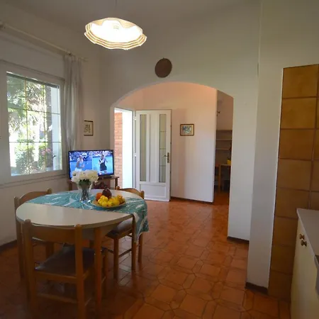 A Lignano Con 2 E Giardino * Lignano Sabbiadoro