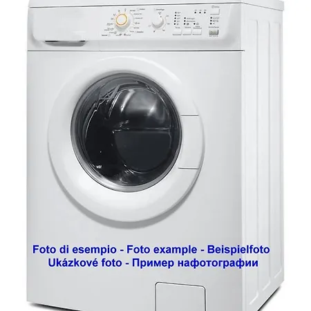 A Lignano Con 2 E Giardino